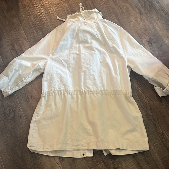 Loft Jacket - Picture 7 of 7